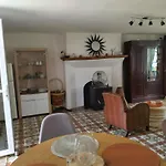 De La Pierre Bleue, Authentique Maison A La Campagne *