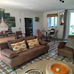 Holiday home De La Pierre Bleue, Authentique Maison A La Campagne