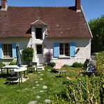 Holiday home De La Pierre Bleue, Authentique Maison A La Campagne Verdon (Marne)