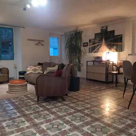 Holiday home De La Pierre Bleue, Maison A La Campagne