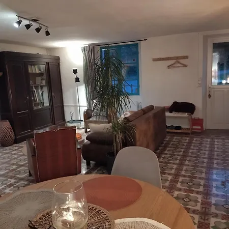 Holiday home De La Pierre Bleue, Maison A La Campagne Verdon (Marne)