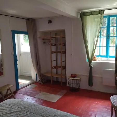 De La Pierre Bleue, Authentique Maison à La Campagne