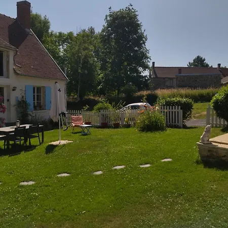 De La Pierre Bleue, Maison A La Campagne *
