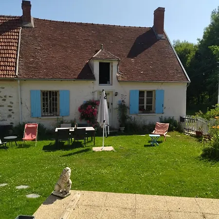 Casa vacanze De La Pierre Bleue, Authentique Maison à La Campagne *