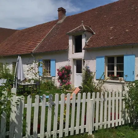 Holiday home De La Pierre Bleue, Maison A La Campagne Verdon (Marne)
