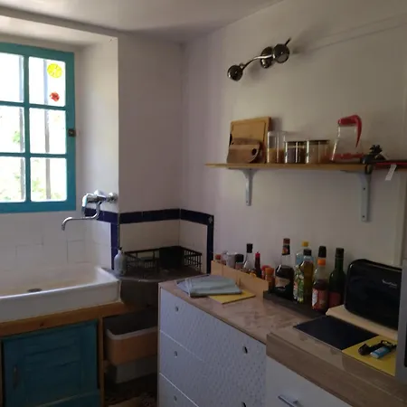 De La Pierre Bleue, Maison A La Campagne *
