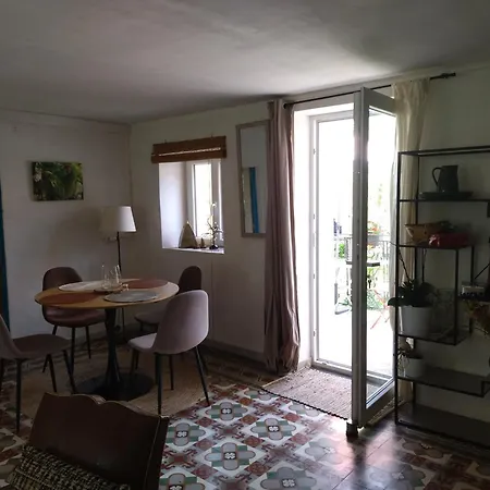 Holiday home De La Pierre Bleue, Maison A La Campagne Verdon (Marne)