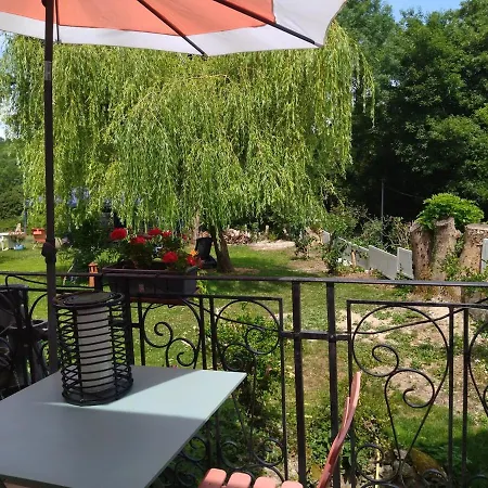 De La Pierre Bleue, Maison A La Campagne Holiday home
