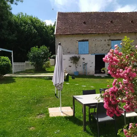 Casa vacanze De La Pierre Bleue, Authentique Maison à La Campagne