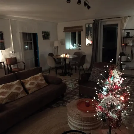 De La Pierre Bleue, Authentique Maison A La Campagne