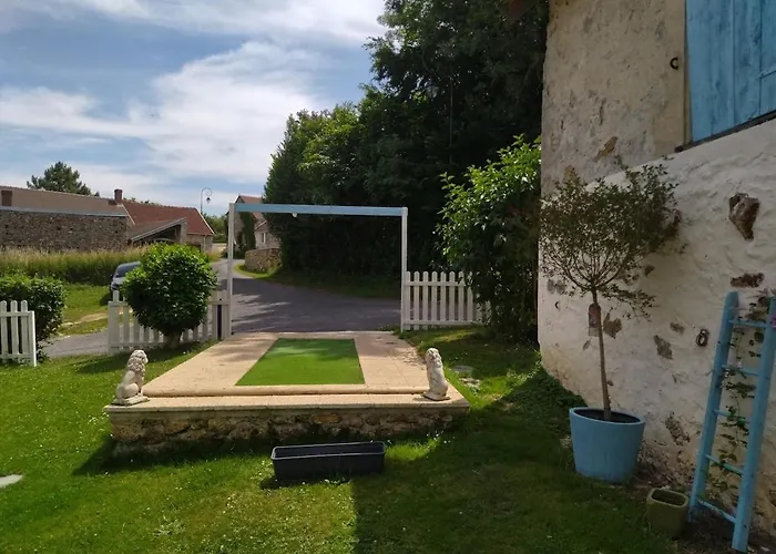 Holiday home De La Pierre Bleue, Authentique Maison A La Campagne *